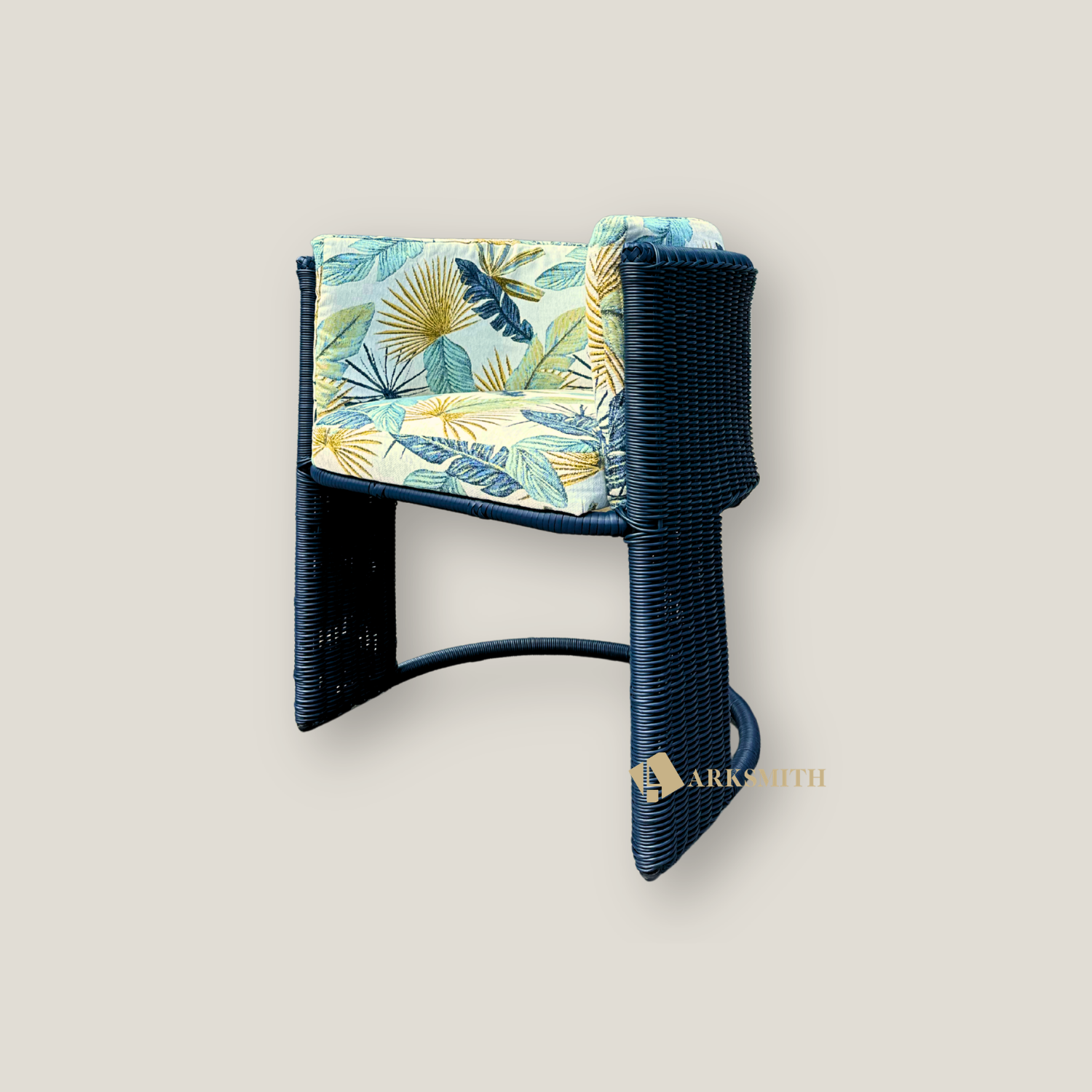 Canti Dining Chair