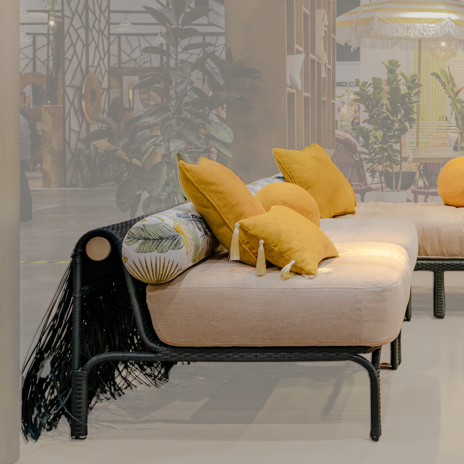Mama Lounge